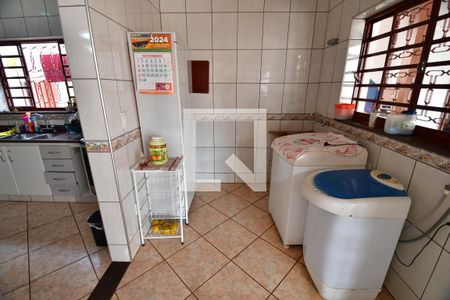 Casa à venda com 287m², 3 quartos e 6 vagasÁrea de Serviço