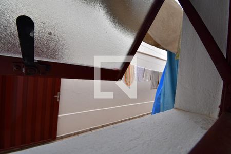 Casa à venda com 287m², 3 quartos e 6 vagasLavabo - Vista