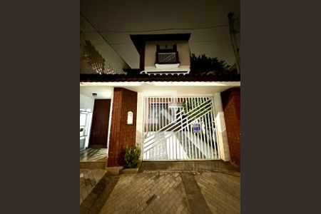 Casa à venda com 289m², 3 quartos e 5 vagasFachada