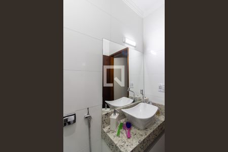 Casa à venda com 289m², 3 quartos e 5 vagasBanheiro da Suíte 3