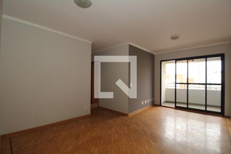 Sala de apartamento para alugar com 3 quartos, 75m² em Vila Andrade, São Paulo