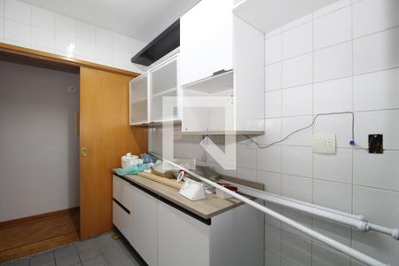 Apartamento para alugar com 75m², 3 quartos e 2 vagasCozinha - Armários