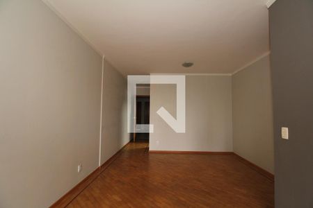 Sala de apartamento para alugar com 3 quartos, 75m² em Vila Andrade, São Paulo