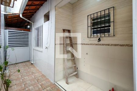 Apartamento para alugar com 125m², 2 quartos e 2 vagasCorredor lateral