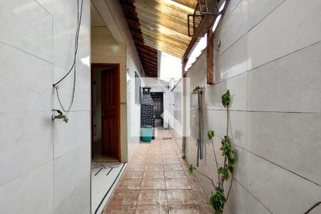 Apartamento para alugar com 125m², 2 quartos e 2 vagasCorredor lateral