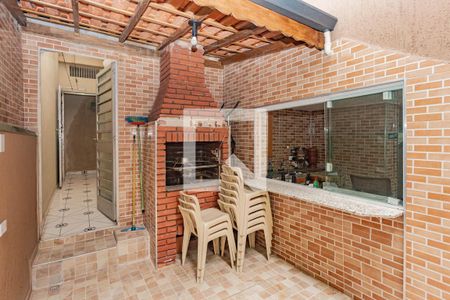 Casa à venda com 200m², 3 quartos e 2 vagasÁrea comum - Churrasqueira