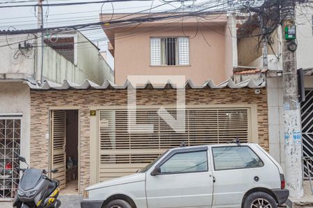 Casa à venda com 200m², 3 quartos e 2 vagasFachada