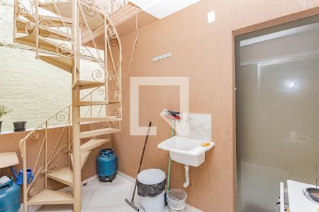 Casa à venda com 200m², 3 quartos e 2 vagasÁrea de Serviço