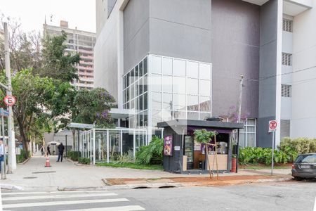 Apartamento para alugar com 92m², 3 quartos e 1 vaga Apartamento para alugar com 92m², 3 quartos e 1 vagaFachada