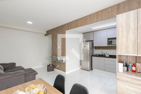Apartamento para alugar com 92m², 3 quartos e 1 vaga Apartamento para alugar com 92m², 3 quartos e 1 vagaSala