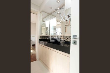 Apartamento para alugar com 157m², 3 quartos e sem vagaBanheiro Quarto 1 Suíte