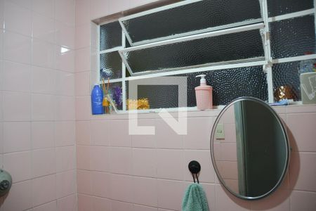 Casa à venda com 120m², 2 quartos e 2 vagasBanheiro 2