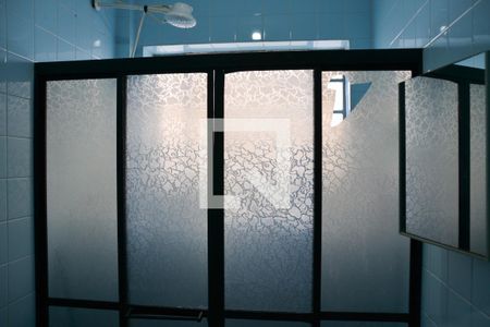 Casa à venda com 120m², 2 quartos e 2 vagasBanheiro 1