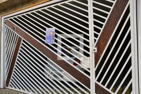 Casa à venda com 120m², 2 quartos e 2 vagasFachada