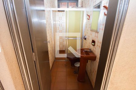 Casa para alugar com 398m², 5 quartos e 4 vagasBanheiro Social 2 - Piscina