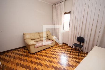 Casa para alugar com 398m², 5 quartos e 4 vagasQuarto 1