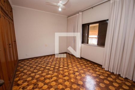 Casa para alugar com 398m², 5 quartos e 4 vagasSuíte 2