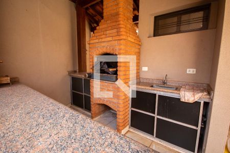 Casa para alugar com 398m², 5 quartos e 4 vagasChurrasqueira