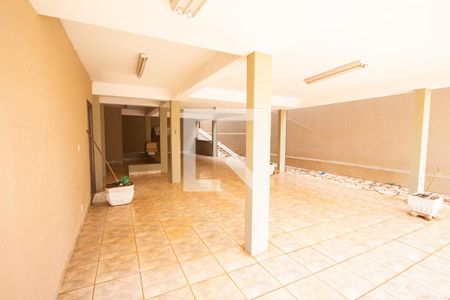 Casa para alugar com 398m², 5 quartos e 4 vagasQuintal