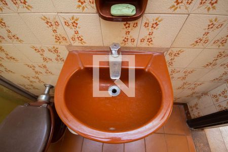 Casa para alugar com 398m², 5 quartos e 4 vagasBanheiro Social 2 - Piscina