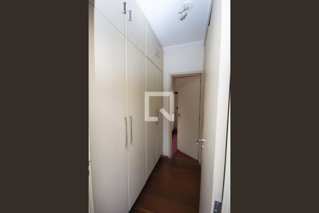 Casa para alugar com 450m², 5 quartos e sem vagaSuíte 1 - Closet