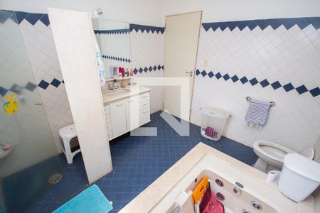 Casa para alugar com 450m², 5 quartos e sem vagaBanheiro Social 2