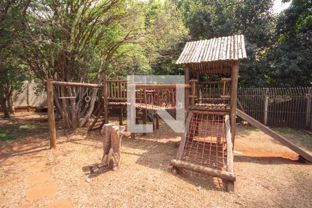 Casa para alugar com 450m², 5 quartos e sem vagaPlayground