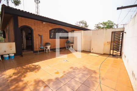 Casa para alugar com 450m², 5 quartos e sem vagaQuintal