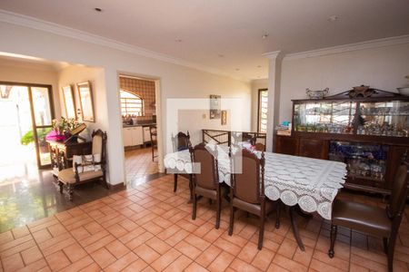 Casa para alugar com 450m², 5 quartos e sem vagaSala de Jantar