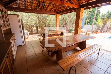 Casa para alugar com 450m², 5 quartos e sem vagaChurrasqueira