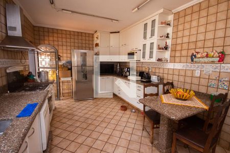 Casa para alugar com 450m², 5 quartos e sem vagaCozinha 1