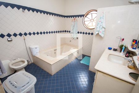 Casa para alugar com 450m², 5 quartos e sem vagaBanheiro Social 2