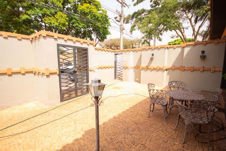 Casa para alugar com 450m², 5 quartos e sem vagaVaranda