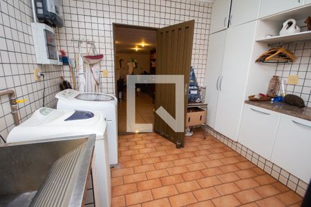 Casa para alugar com 450m², 5 quartos e sem vagaÁrea de Serviço