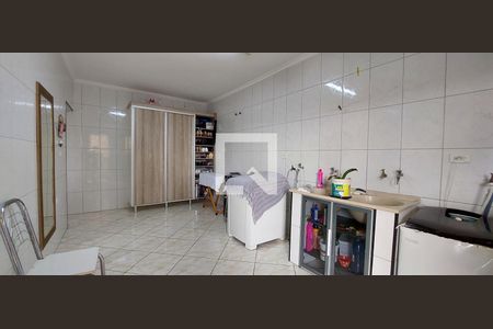 Casa à venda com 311m², 3 quartos e 2 vagas Casa à venda com 311m², 3 quartos e 2 vagasÁrea de Serviço