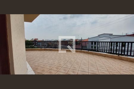 Casa à venda com 311m², 3 quartos e 2 vagas Casa à venda com 311m², 3 quartos e 2 vagasTerraço