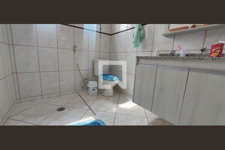 Casa à venda com 311m², 3 quartos e 2 vagas Casa à venda com 311m², 3 quartos e 2 vagasBanheiro Quarto 1 suíte