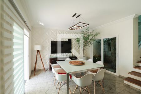 Casa à venda com 350m², 4 quartos e 5 vagasCozinha e Sala de Jantar