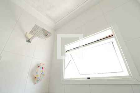 Casa à venda com 350m², 4 quartos e 5 vagasBanheiro da Suíte 2