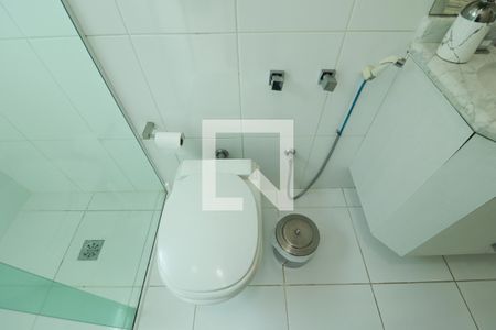 Casa à venda com 350m², 4 quartos e 5 vagasBanheiro da Suíte 1