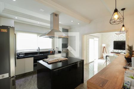 Casa à venda com 350m², 4 quartos e 5 vagasCozinha e Sala de Jantar