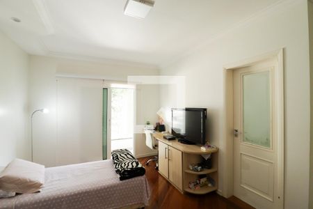 Casa à venda com 350m², 4 quartos e 5 vagasSuíte 3