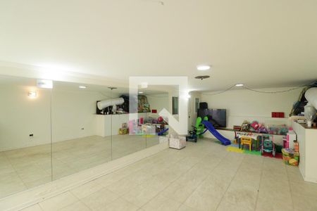 Casa à venda com 350m², 4 quartos e 5 vagasSalão Externo