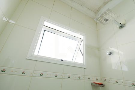 Casa à venda com 350m², 4 quartos e 5 vagasBanheiro da Suíte 3