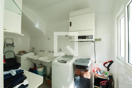 Casa à venda com 350m², 4 quartos e 5 vagasÁrea de Serviço