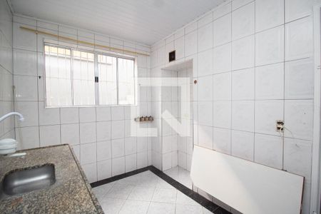 Casa para alugar com 60m², 2 quartos e 2 vagasCozinha