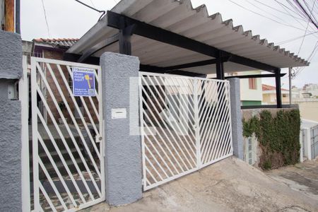 Casa para alugar com 60m², 2 quartos e 2 vagasFachada