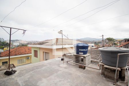 Casa para alugar com 60m², 2 quartos e 2 vagasTerraço