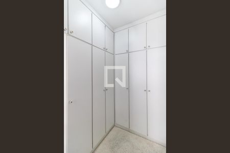Apartamento à venda com 70m², 2 quartos e 2 vagasCloset da Suíte
