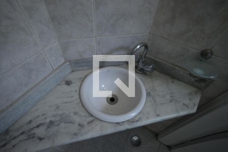 Casa à venda com 105m², 2 quartos e 1 vagaLavabo